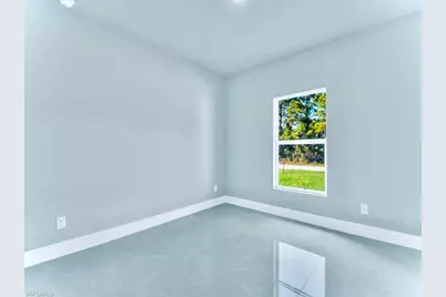 1040 Candlelight Dr, Lehigh Acres, FL 33974 - Photo 16