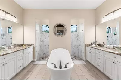 302 NW 32nd Pl, Cape Coral, FL 33993 - Photo 22