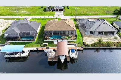 302 NW 32nd Pl, Cape Coral, FL 33993 - Photo 42