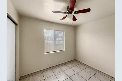 2239 Iris Way, Fort Myers, FL 33905 - Photo 12