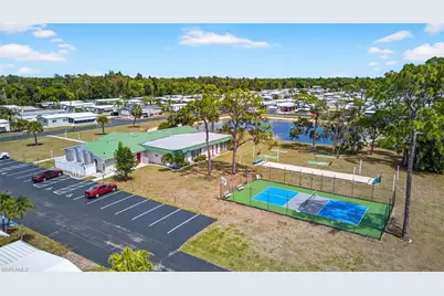 860 Moonlight Dr, North Fort Myers, FL 33917 - Photo 22