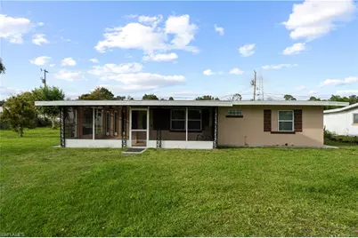 48 Victoria Dr, North Fort Myers, FL 33917 - Photo 1