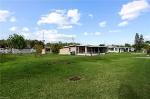 48 Victoria Dr, North Fort Myers, FL 33917 - Photo 40