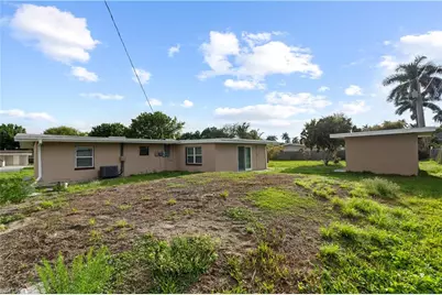 48 Victoria Dr, North Fort Myers, FL 33917 - Photo 44