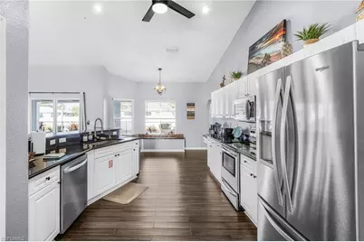 3014 SW 1st Ave, Cape Coral, FL 33914 - Photo 10