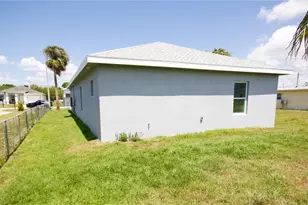 3428 Jeffcott St, Fort Myers, FL 33916 - Photo 6