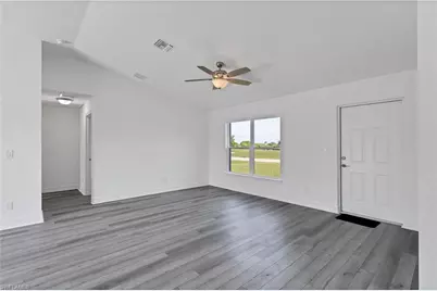 418 NW 13th Ter, Cape Coral, FL 33993 - Photo 4