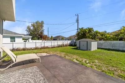 2719 NE 6th Pl, Cape Coral, FL 33909 - Photo 26