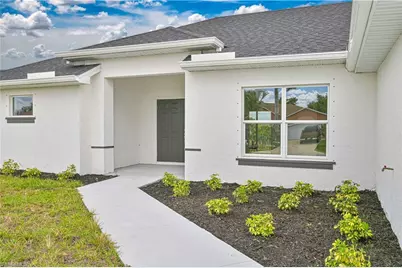 2125 NE 5th Pl, Cape Coral, FL 33909 - Photo 2