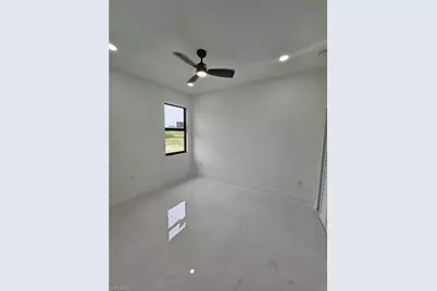 537 Hawthorne Ave S, Lehigh Acres, FL 33974 - Photo 10