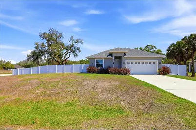 1300 E Bucknell Ln, Labelle, FL 33935 - Photo 32