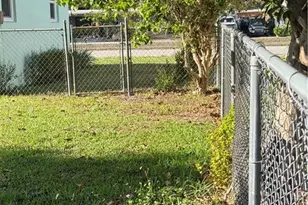 538 W Alverdez Ave, Clewiston, FL 33440 - Photo 12