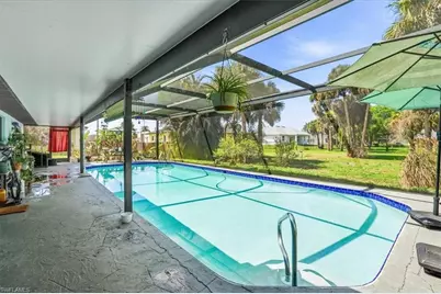 609 Jefferson Ave, Lehigh Acres, FL 33936 - Photo 4