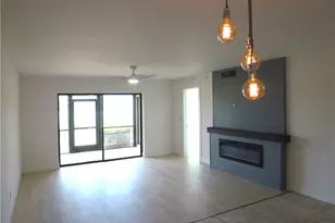 16290 Kelly Cove Dr, Fort Myers, FL 33908 - Photo 4