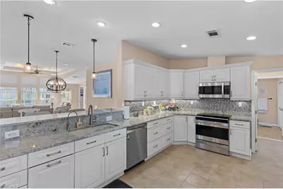1000 Kings Hwy #438, Punta Gorda, FL 33980 - Photo 10