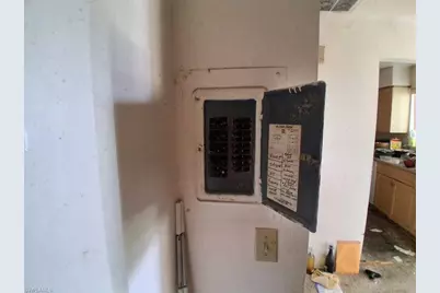 8381 Antigua Ct, Fort Myers, FL 33907 - Photo 36