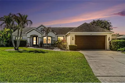 728 Milwaukee Blvd, Lehigh Acres, FL 33974 - Photo 2