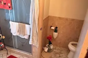 101 SE 43rd Ln, Cape Coral, FL 33904 - Photo 8