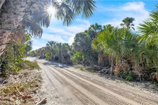 4521 Smugglers Dr, Captiva, FL 33924 - Photo 18