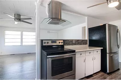 150 Overland Trl, North Fort Myers, FL 33917 - Photo 10