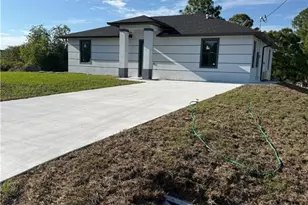 3512 19th St SW, Lehigh Acres, FL 33976 - Photo 4