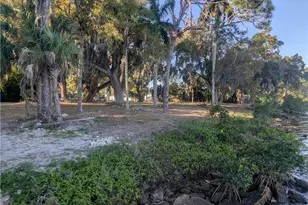 3541-3543 E Riverside Dr, Fort Myers, FL 33916 - Photo 6