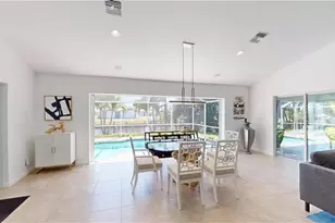 814 El Dorado Pkwy E, Cape Coral, FL 33904 - Photo 16