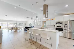 814 El Dorado Pkwy E, Cape Coral, FL 33904 - Photo 2