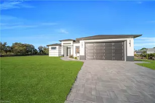 4623 Elaine Ave N, Lehigh Acres, FL 33971 - Photo 8