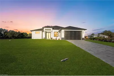 4623 Elaine Ave N, Lehigh Acres, FL 33971 - Photo 4