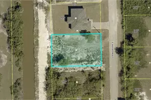 422 Caywood Ave S, Lehigh Acres, FL 33974 - Photo 2