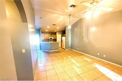 609/611 Hawthorne Ave S, Lehigh Acres, FL 33974 - Photo 10