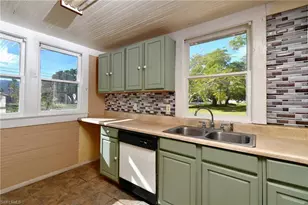 3381 Edgewood Ave, Fort Myers, FL 33916 - Photo 12