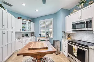 13631 Gulfbreeze St, Fort Myers, FL 33907 - Photo 12