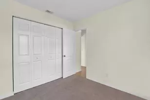 1135 NE 2nd Pl, Cape Coral, FL 33909 - Photo 20