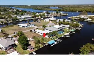 2044 Aruba Ave, Fort Myers, FL 33905 - Photo 10