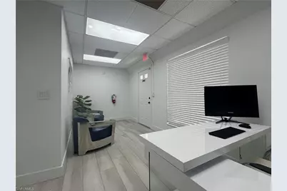 5057 Tamiami Trl E #E4, Naples, FL 34113 - Photo 6