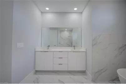 872 Spaulding St E, Lehigh Acres, FL 33974 - Photo 18