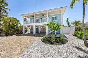 146 Delmar Ave, Fort Myers Beach, FL 33931 - Photo 2