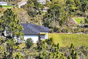 2711 39th St W, Lehigh Acres, FL 33971 - Photo 38