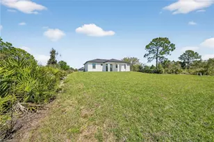 2711 39th St W, Lehigh Acres, FL 33971 - Photo 36