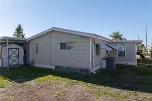 3373 Rainbow Ln, North Fort Myers, FL 33903 - Photo 36