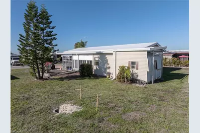 3373 Rainbow Ln, North Fort Myers, FL 33903 - Photo 38