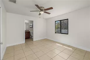 902 SW 39th Terrace, Cape Coral, FL 33914 - Photo 14