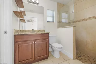 902 SW 39th Ter, Cape Coral, FL 33914 - Photo 16