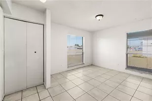 1733 NE 7th Pl, Cape Coral, FL 33909 - Photo 14