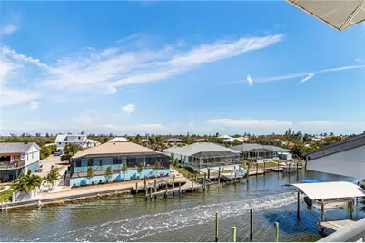 3100 Stringfellow Rd #4, Saint James City, FL 33956 - Photo 6