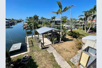 3535 Fifth Ave, Saint James City, FL 33956 - Photo 14