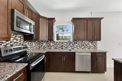 2770 70th Ave NE, Naples, FL 34120 - Photo 8