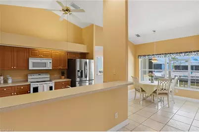 3715 Manatee Dr, Saint James City, FL 33956 - Photo 8